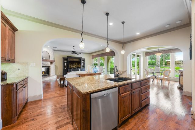 5859 Shoreside Bend, Irving, TX 75039
