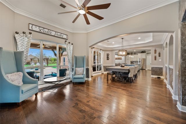 228 Crystal Court, Heath, TX 75032