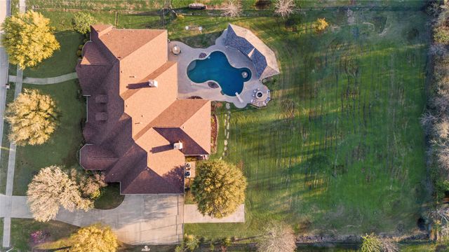 228 Crystal Court, Heath, TX 75032