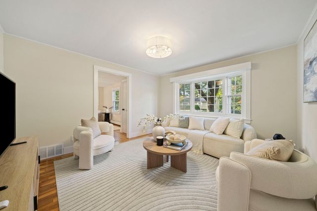 206 Carver Road, Plymouth, MA 02360