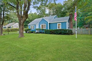 206 Carver Road, Plymouth, MA 02360