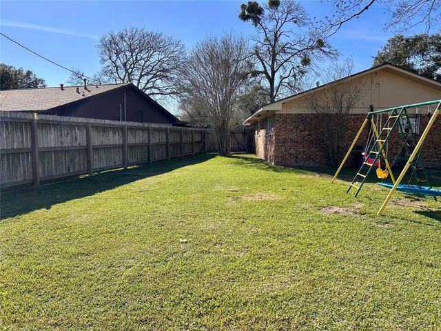 4108 Crescent Drive, Bay City, TX 77414