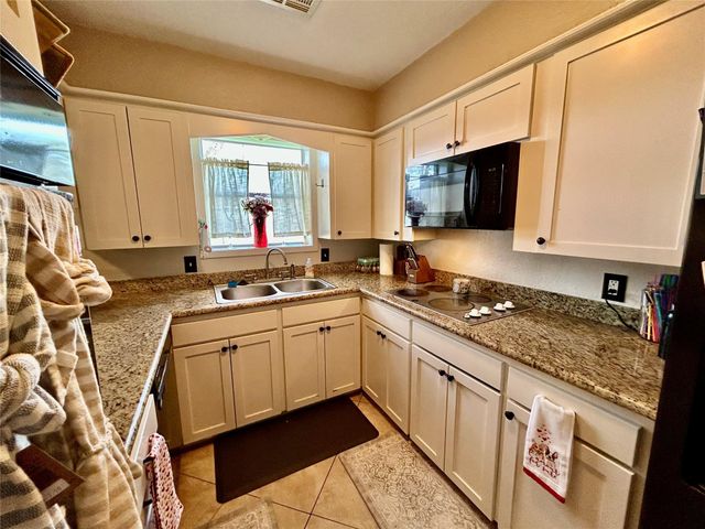 4108 Crescent Drive, Bay City, TX 77414