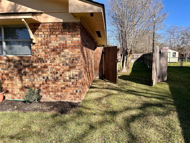 4108 Crescent Drive, Bay City, TX 77414