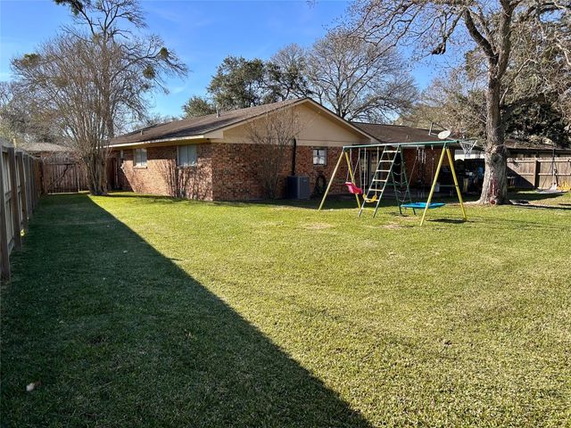 4108 Crescent Drive, Bay City, TX 77414