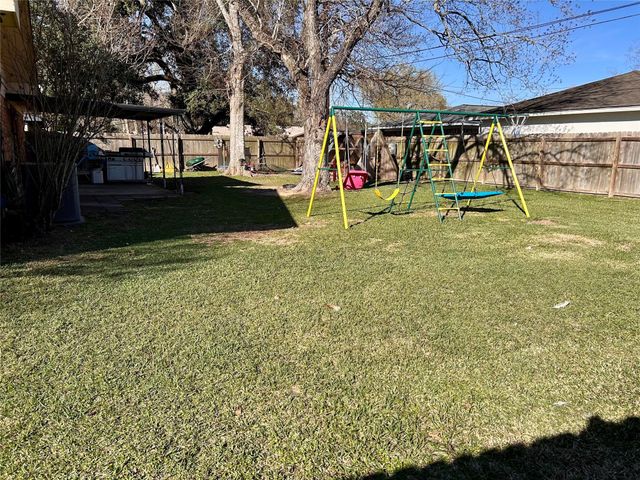 4108 Crescent Drive, Bay City, TX 77414