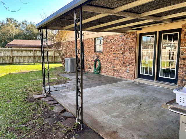 4108 Crescent Drive, Bay City, TX 77414