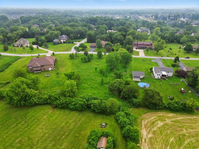 8680 Henry Street, Dyer, IN 46311
