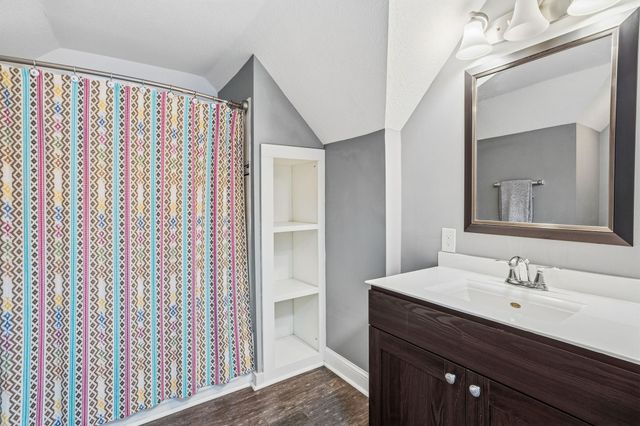 3520 21st Avenue S, Minneapolis, MN 55407