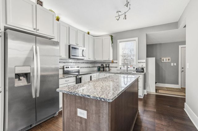 3520 21st Avenue S, Minneapolis, MN 55407