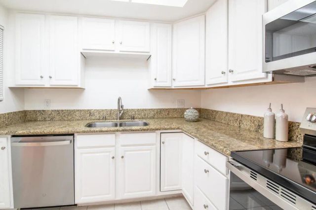 475 N Midway Drive 106, Escondido, CA 92027