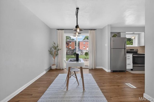 5455 Winona Avenue, St Louis, MO 63109