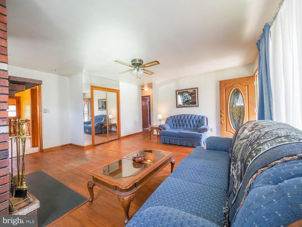 238 WANDA RD, Pasadena, MD 21122