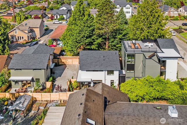 809 NE 90th Street, Seattle, WA 98115