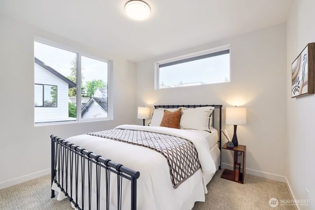 809 NE 90th Street, Seattle, WA 98115