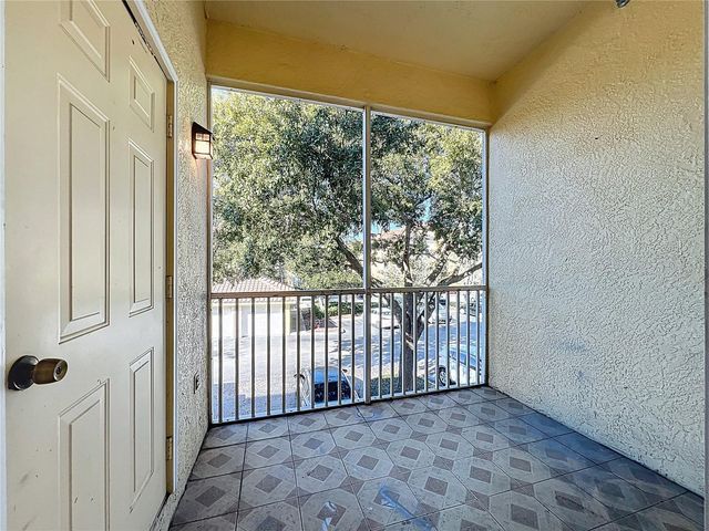 1100 LAKE SHADOW CIRCLE 2203, Maitland, FL 32751