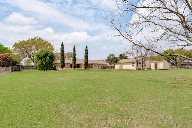 6408 Hilltop Trail, Sachse, TX 75048