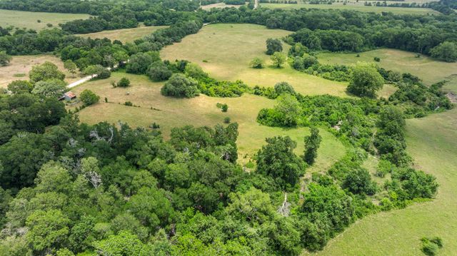 1268 Stokes Road, Fayetteville, TX 78950