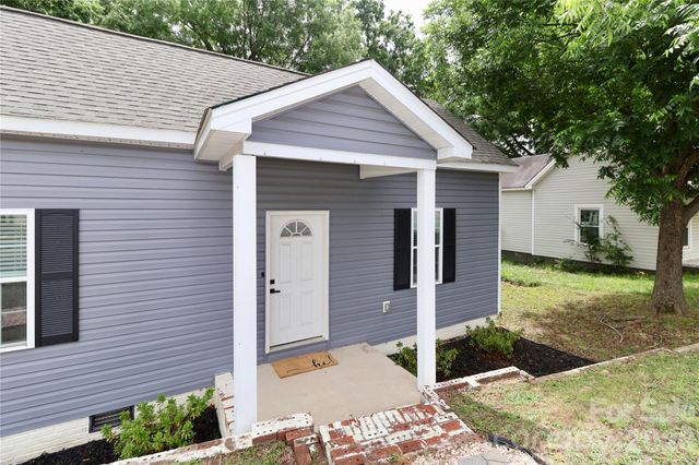 703 S Main Street, Landis, NC 28088