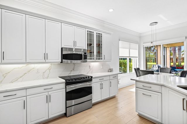 10797 Carmelcove Circle, Boynton Beach, FL 33473