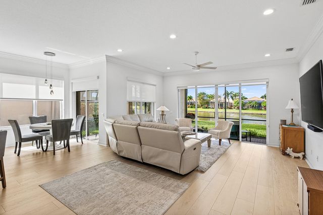 10797 Carmelcove Circle, Boynton Beach, FL 33473