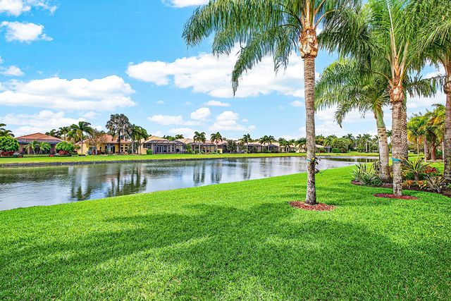 10797 Carmelcove Circle, Boynton Beach, FL 33473