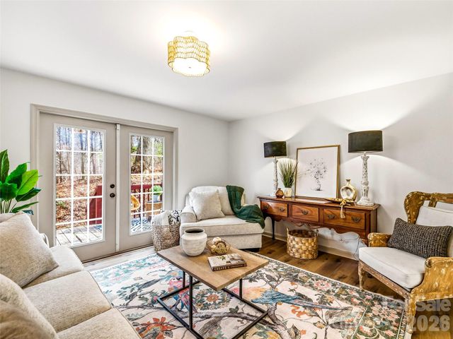 907 Gleason Street, Arden, NC 28704