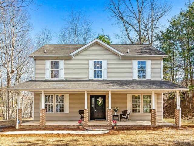907 Gleason Street, Arden, NC 28704