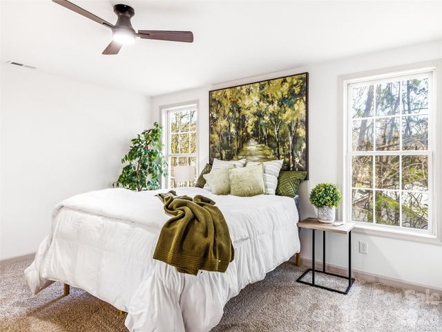 907 Gleason Street, Arden, NC 28704