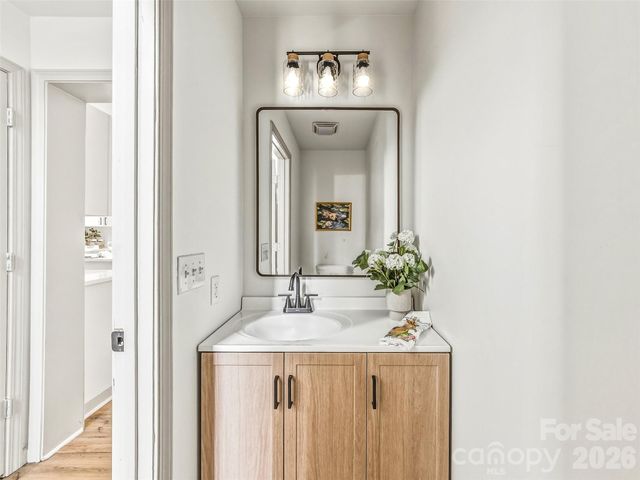 907 Gleason Street, Arden, NC 28704