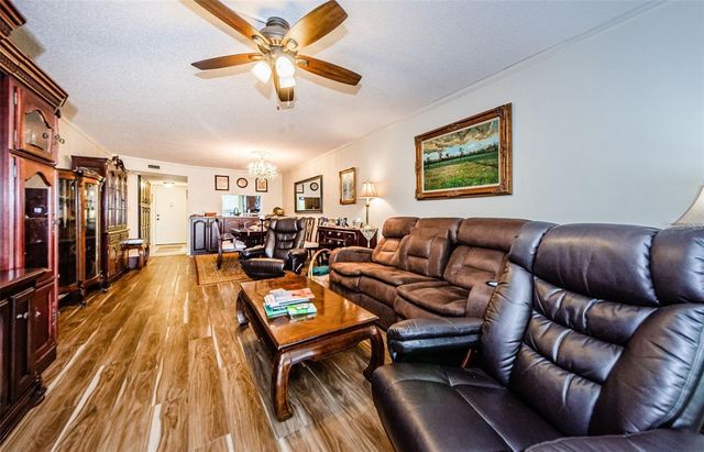 90 S HIGHLAND AVENUE 214, Tarpon Springs, FL 34689