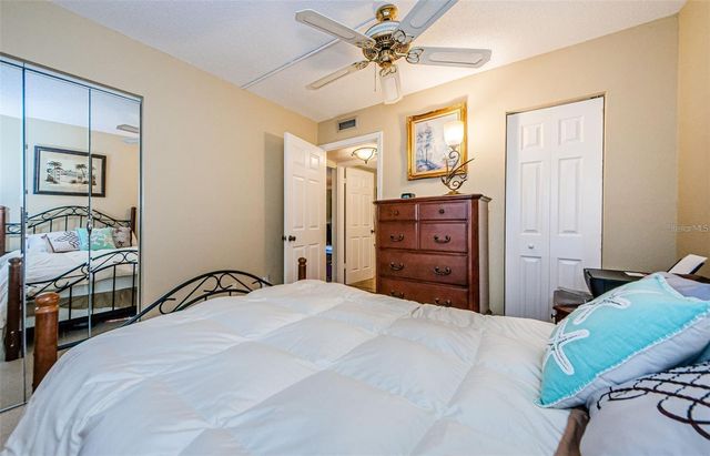 90 S HIGHLAND AVENUE 214, Tarpon Springs, FL 34689