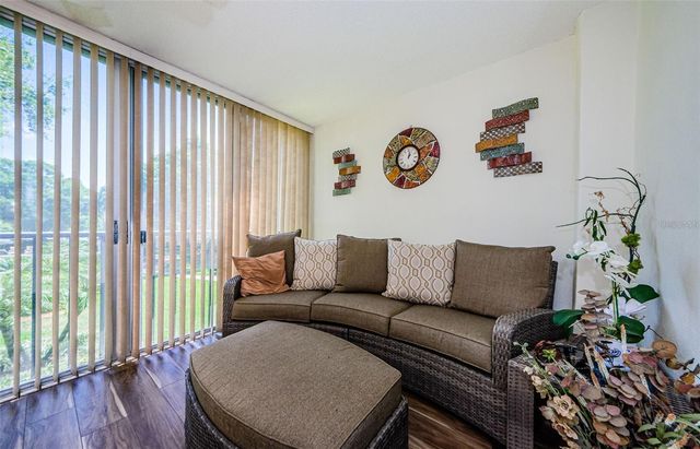 90 S HIGHLAND AVENUE 214, Tarpon Springs, FL 34689