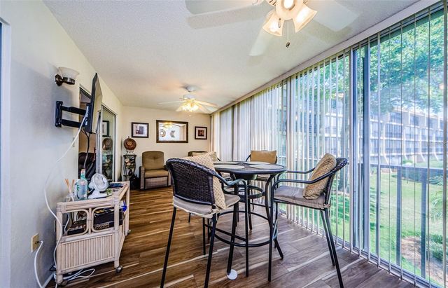90 S HIGHLAND AVENUE 214, Tarpon Springs, FL 34689