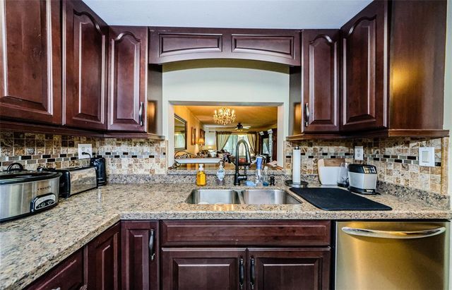 90 S HIGHLAND AVENUE 214, Tarpon Springs, FL 34689