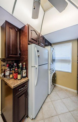 90 S HIGHLAND AVENUE 214, Tarpon Springs, FL 34689