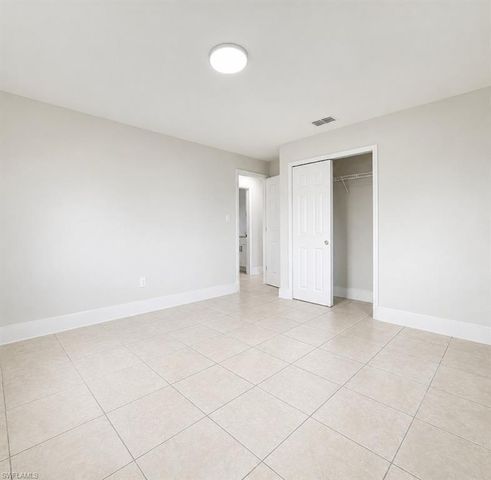 3982 Wheaton CT, Fort Myers, FL 33905