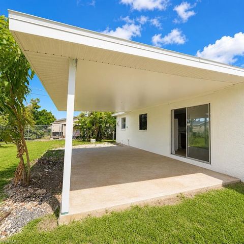3982 Wheaton CT, Fort Myers, FL 33905