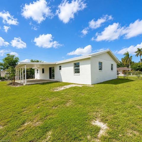 3982 Wheaton CT, Fort Myers, FL 33905