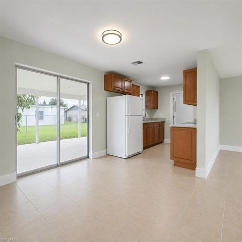 3982 Wheaton CT, Fort Myers, FL 33905