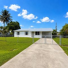 3982 Wheaton CT, Fort Myers, FL 33905