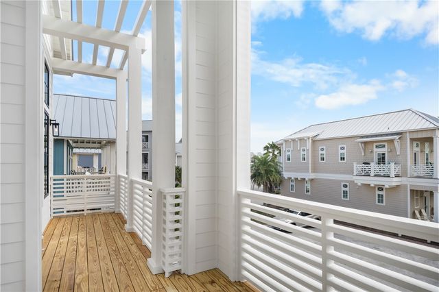 117 Wild Horse Dr, Port Aransas, TX 78373