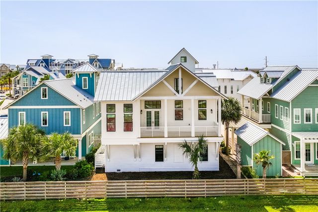 117 Wild Horse Dr, Port Aransas, TX 78373