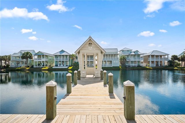 117 Wild Horse Dr, Port Aransas, TX 78373