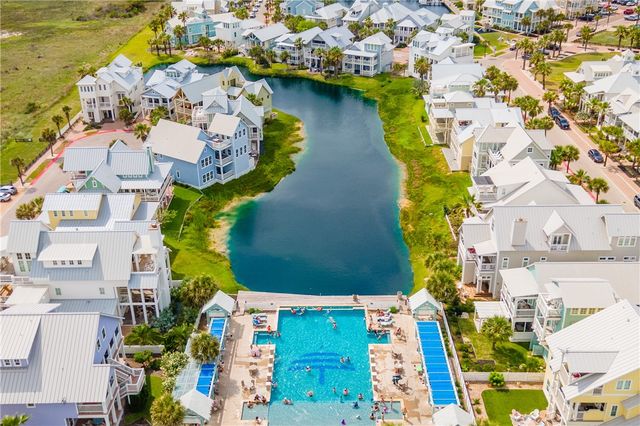 117 Wild Horse Dr, Port Aransas, TX 78373