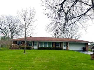 1016 River Acres Drive, Tecumseh, MI 49286