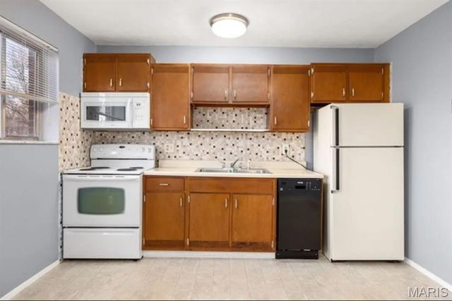 9310 Shirley Gardens Drive, St John, MO 63114