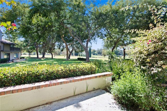7 Flores 25, Irvine, CA 92612