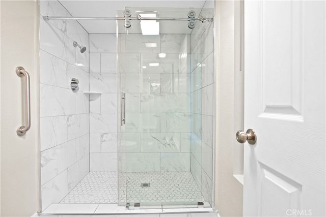 7 Flores 25, Irvine, CA 92612