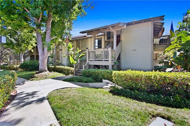 7 Flores 25, Irvine, CA 92612